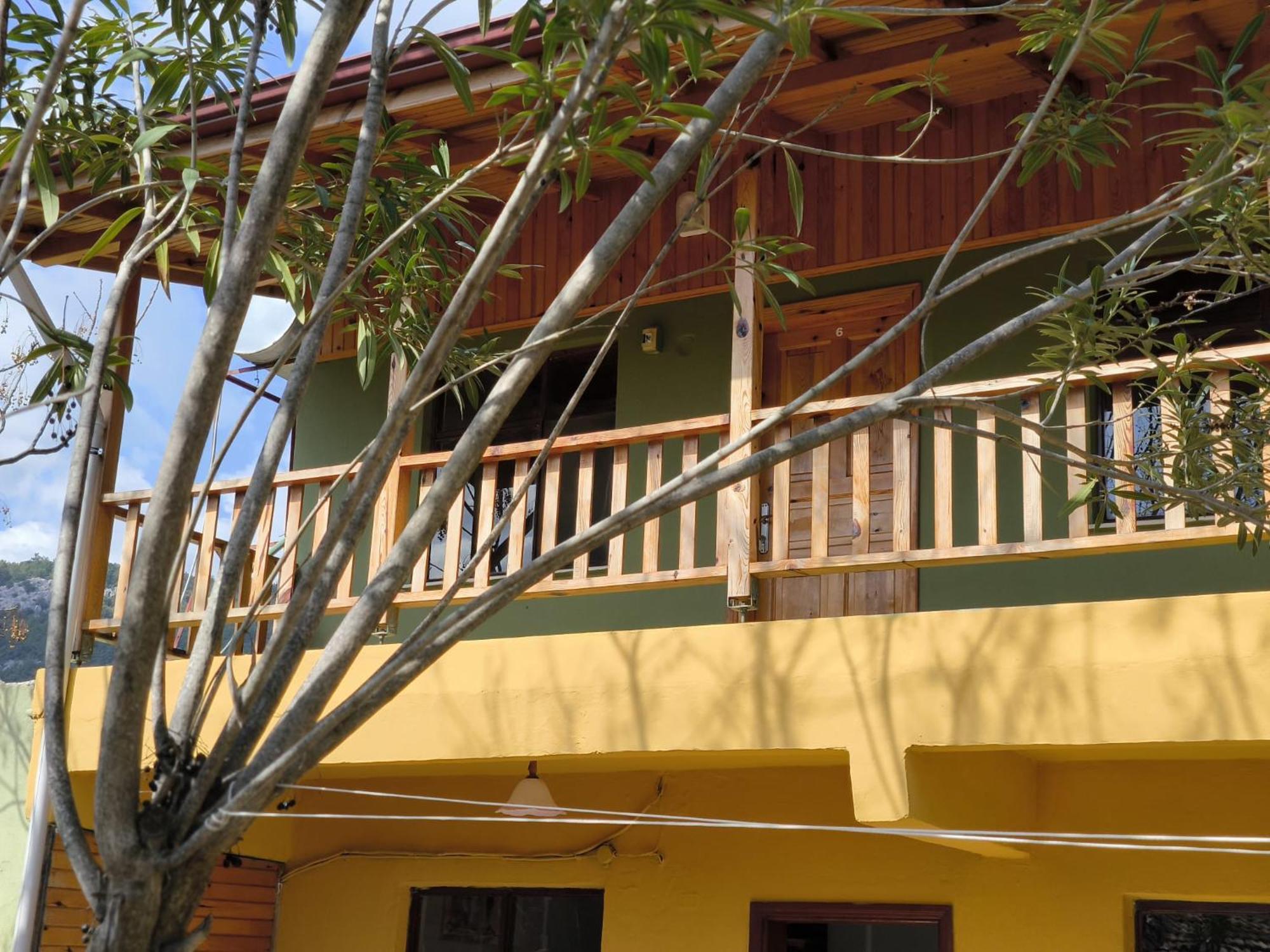 Otel çirali Natural Lıfe